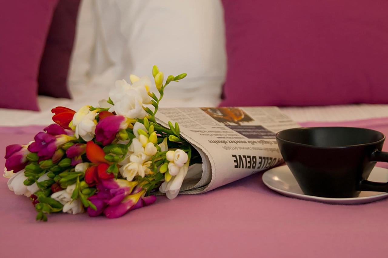 Foyer Rooms & Suites Affittacamere กาญารี ภายนอก รูปภาพ