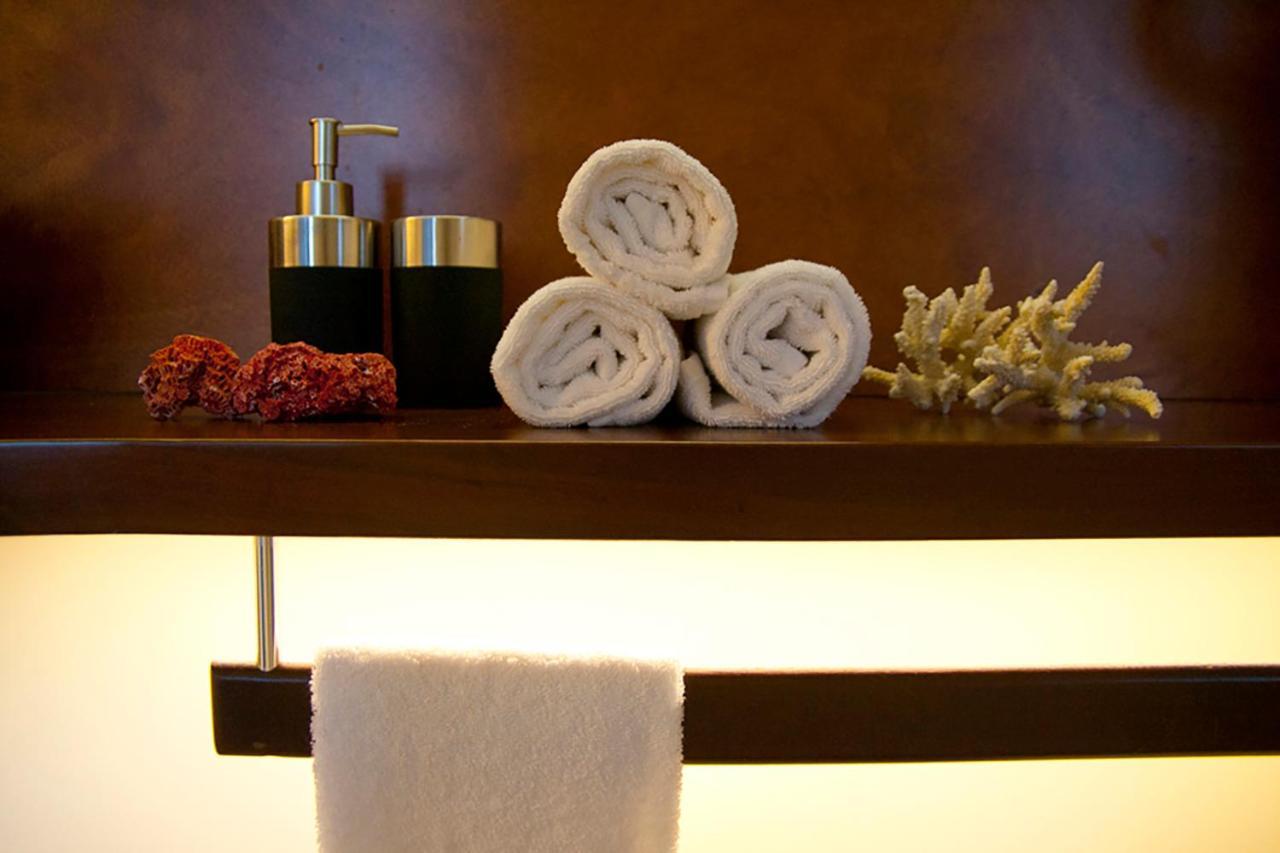 Foyer Rooms & Suites Affittacamere กาญารี ภายนอก รูปภาพ