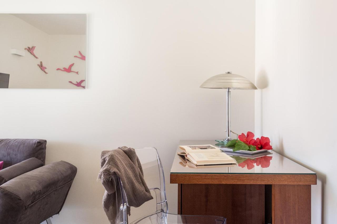 Foyer Rooms & Suites Affittacamere กาญารี ภายนอก รูปภาพ